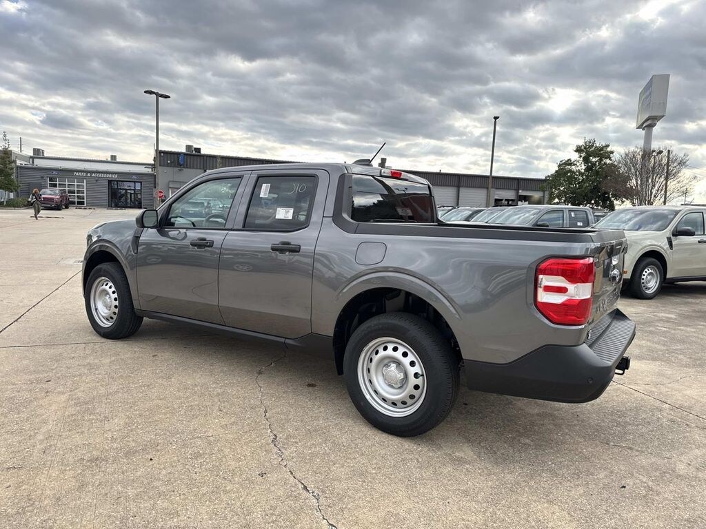 New 2025 Ford Maverick XL Truck