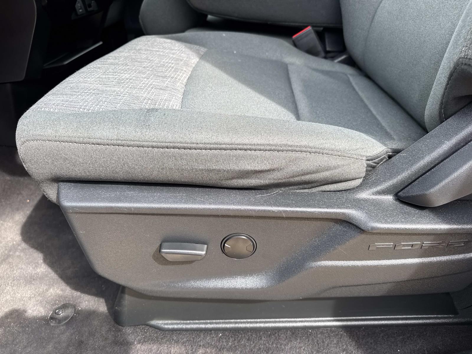 2023 Ford F-150 XLT - Photo 18