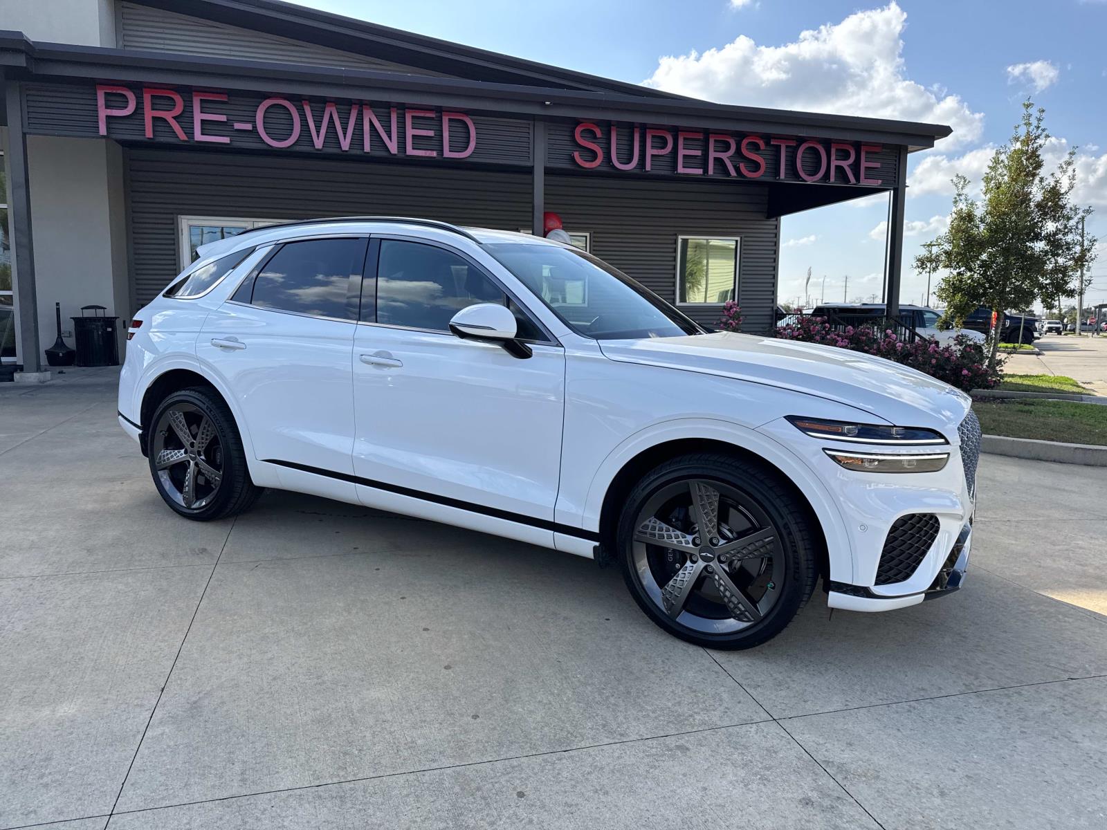 2025 GENESIS GV70 Sport's photo