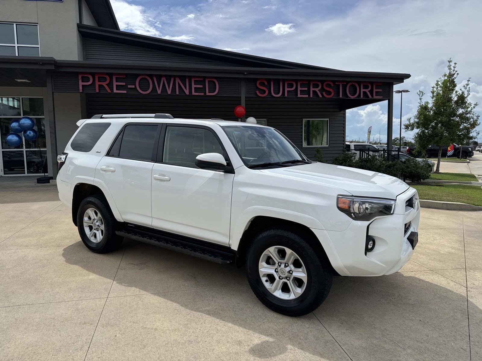 2024 Toyota 4Runner SR5's photo