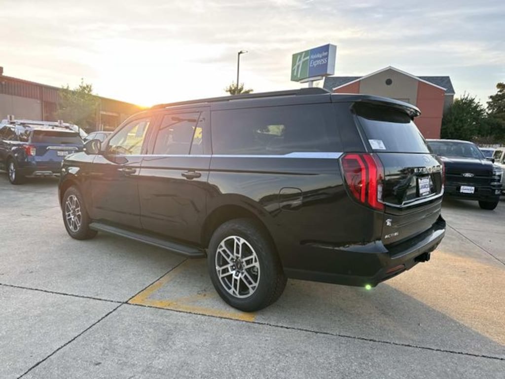 New 2025 Ford Expedition Max Active SUV