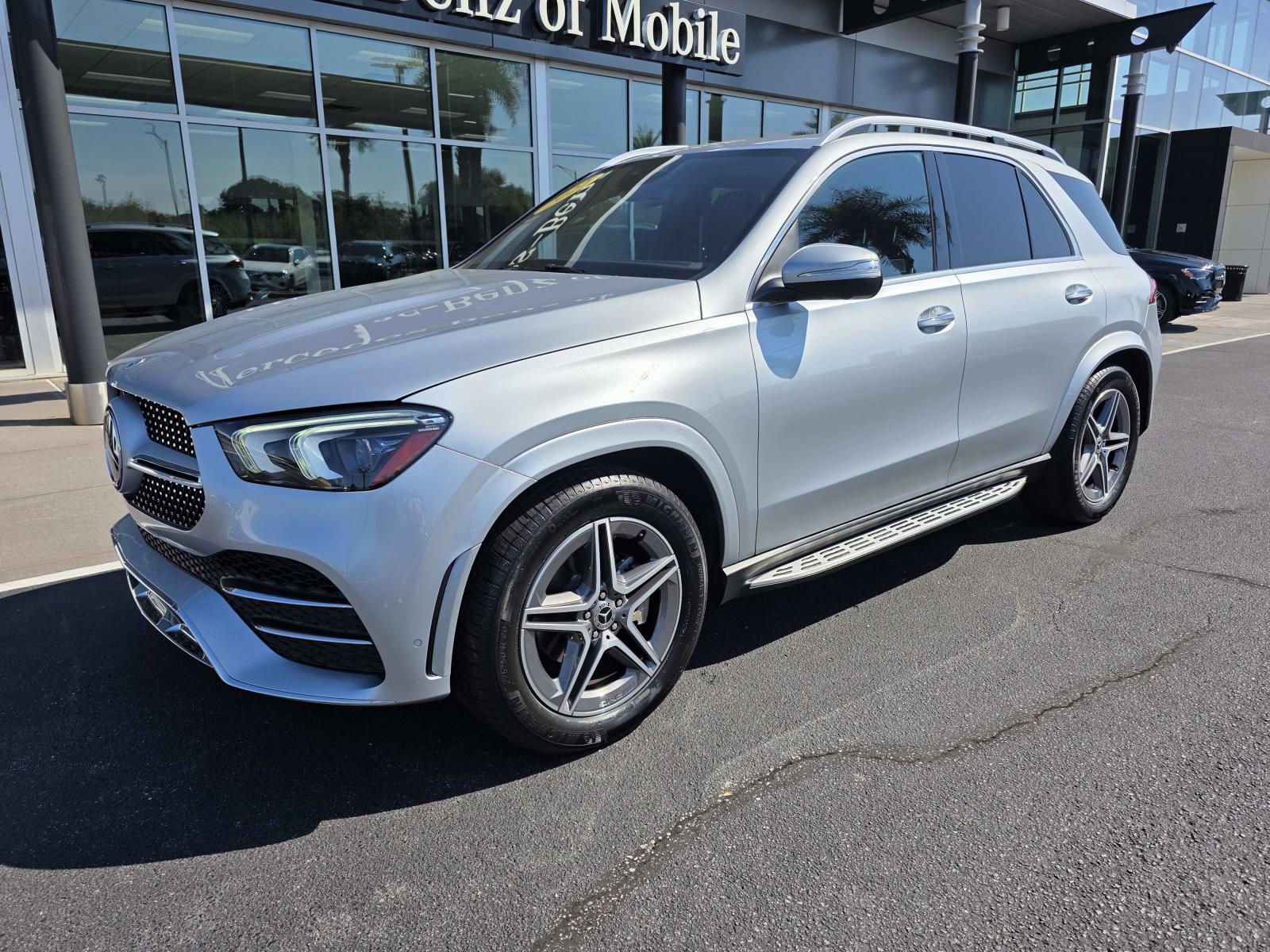 2022 Mercedes Benz GLE 350 4MATIC photo 2