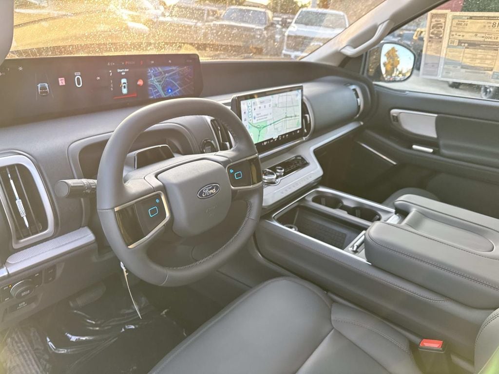 2025 Ford Expedition MAX Active - Photo 8