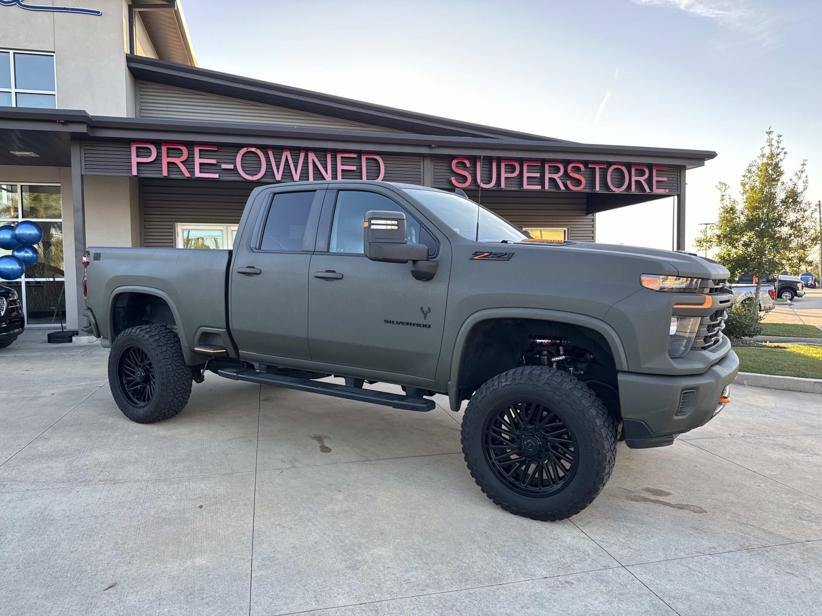 2024 Chevrolet Silverado 2500HD Custom's photo
