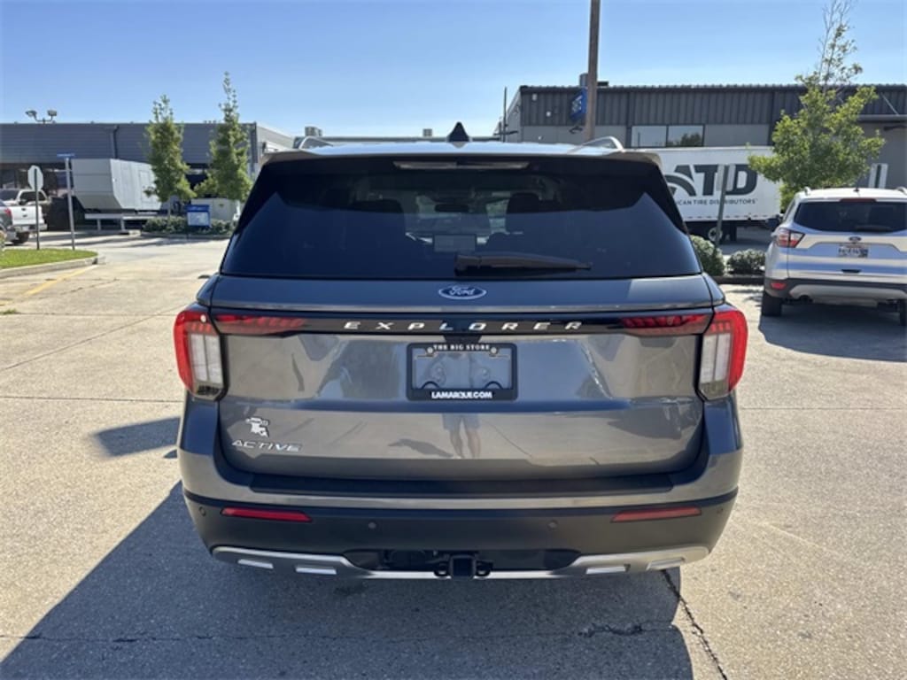 New 2025 Ford Explorer Active SUV