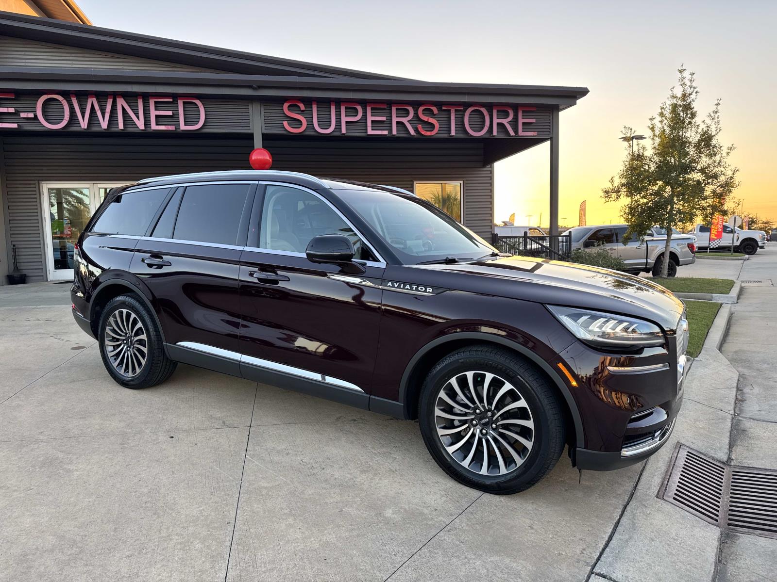 2023 Lincoln Aviator Reserve's photo