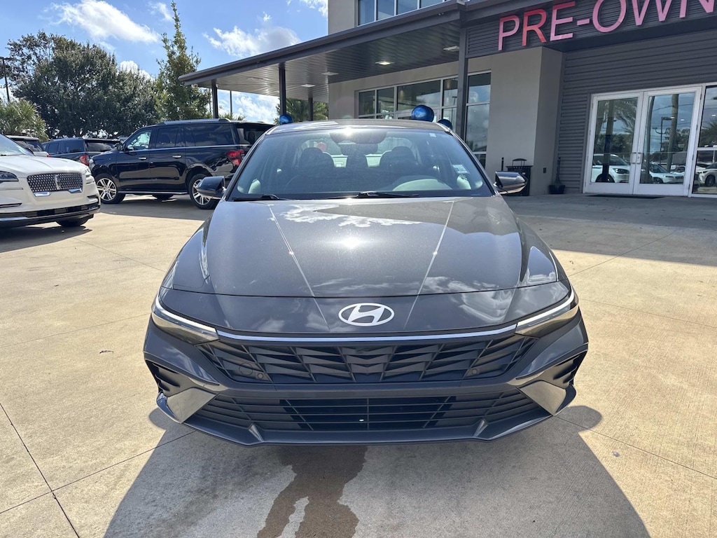 Used 2025 Hyundai Elantra SEL Sport IVT Car