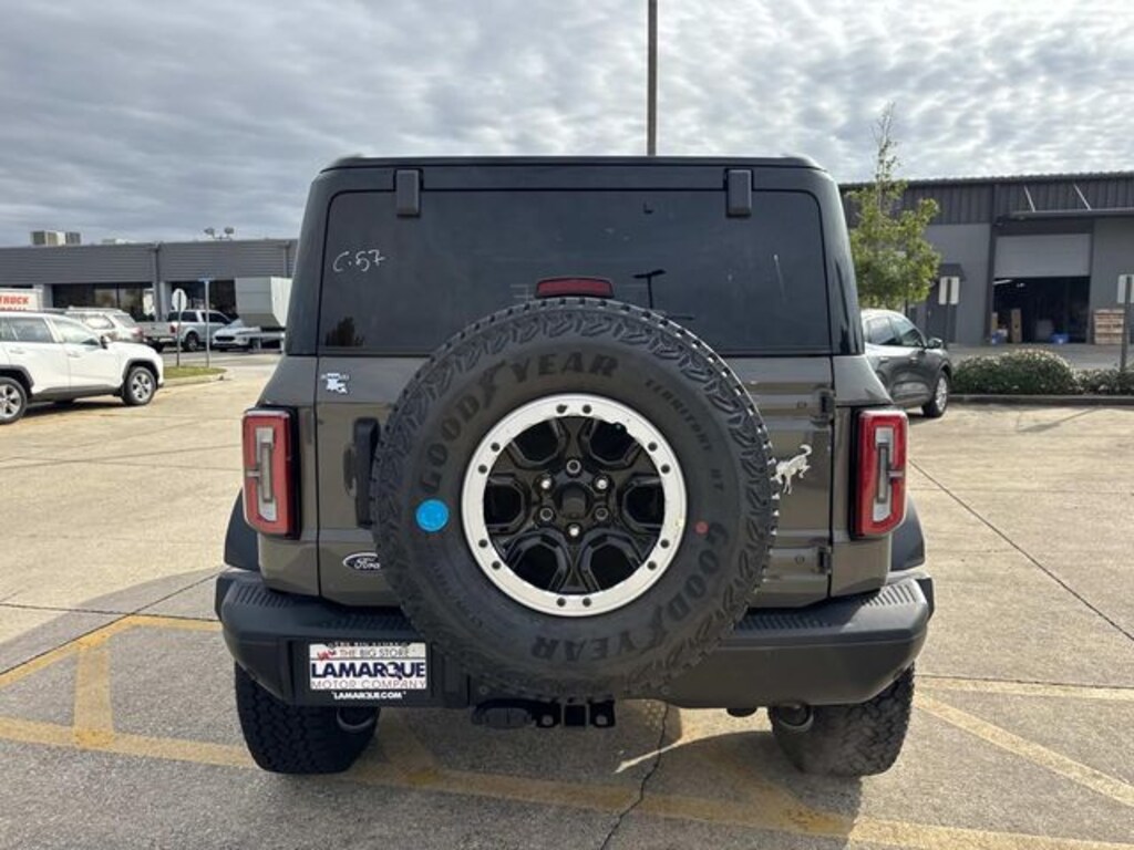 New 2025 Ford Bronco Badlands SUV