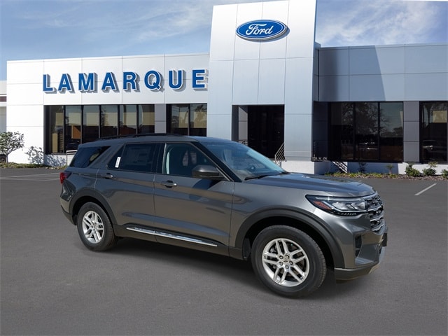 2025 Ford Explorer Active's photo