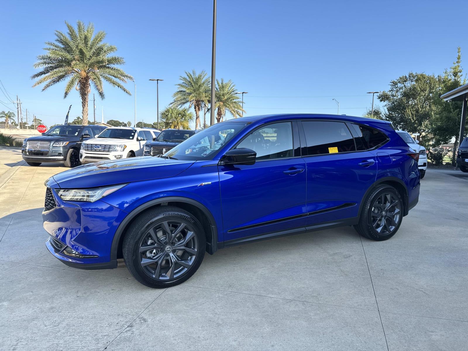 2023 Acura MDX SH-AWD A-Spec photo 4