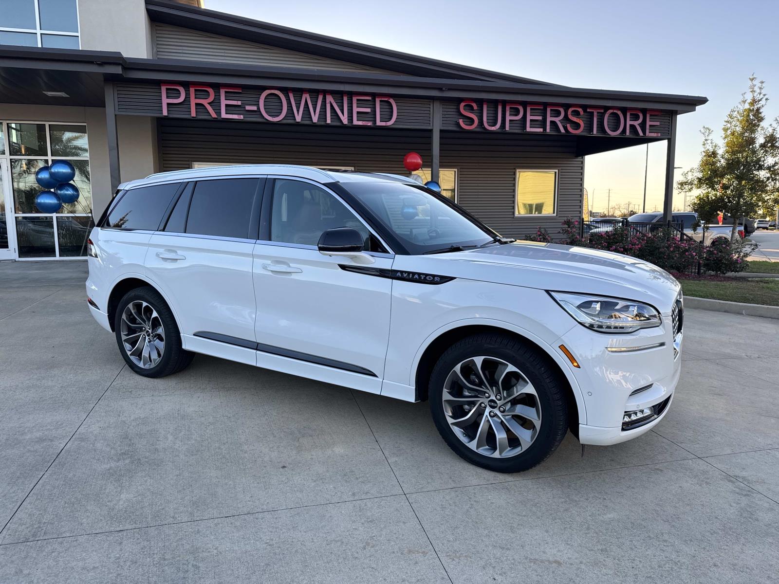 2023 Lincoln Aviator Grand Touring's photo
