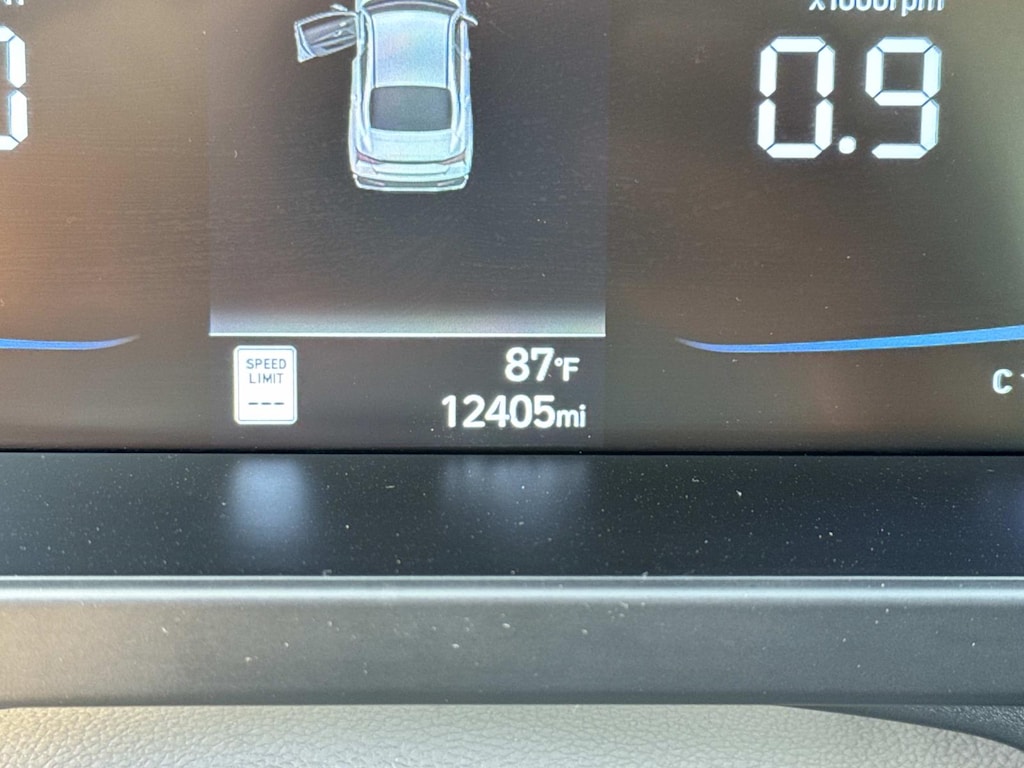 Used 2025 Hyundai Elantra SEL Sport IVT Car