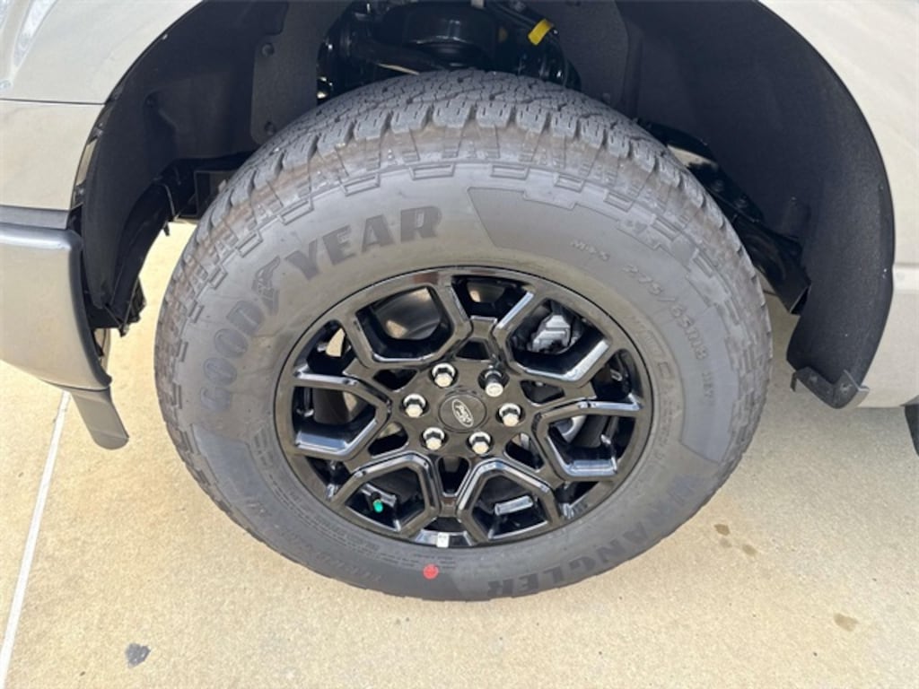 New 2025 Ford F-150 XLT Truck