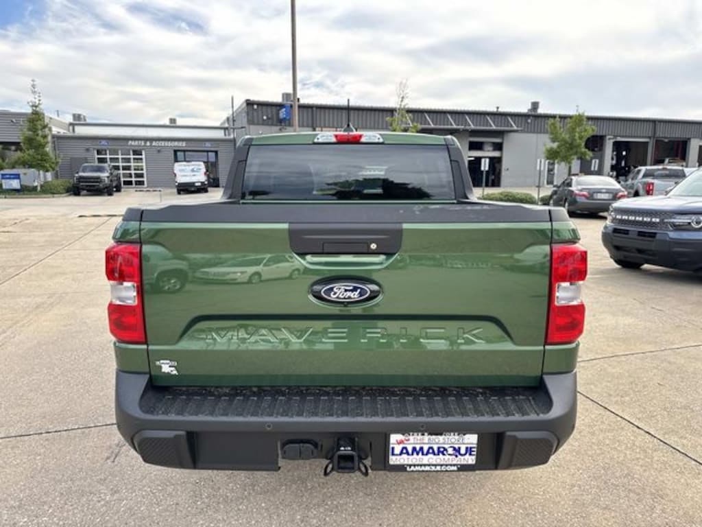 New 2025 Ford Maverick XL Truck