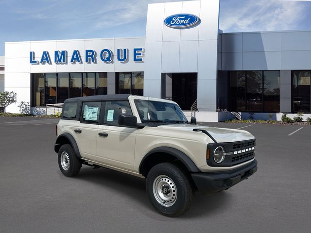 2025 Ford Bronco 4-Door Base's photo