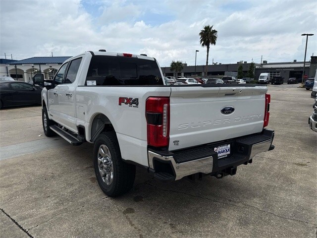 2025 Ford F-250 photo 4