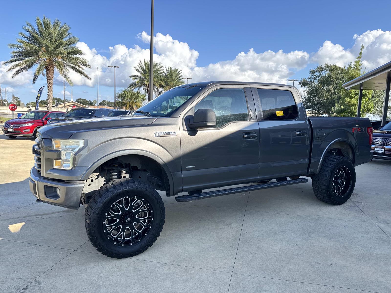 2016 Ford F-150 XLT photo 4