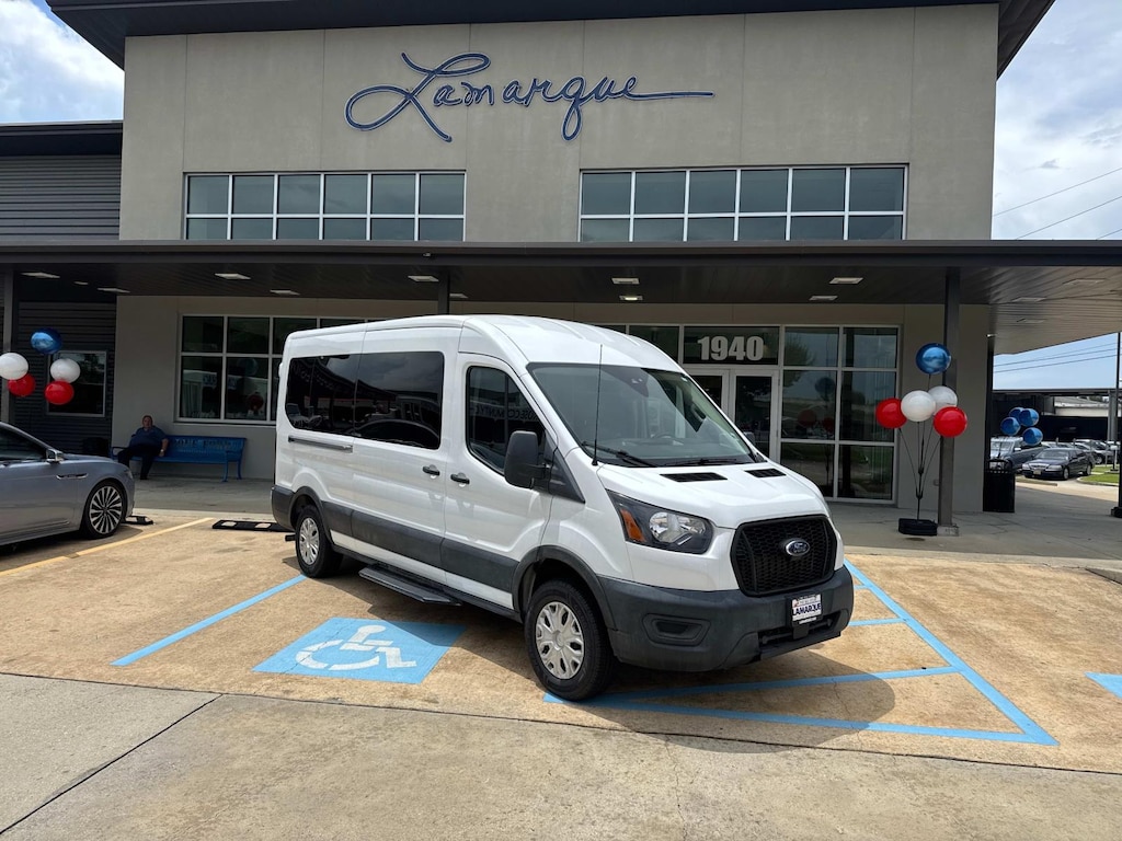 Used 2022 Ford Transit Passenger Wagon T-350 148 Med Roof XL RWD Full-size Passenger Van