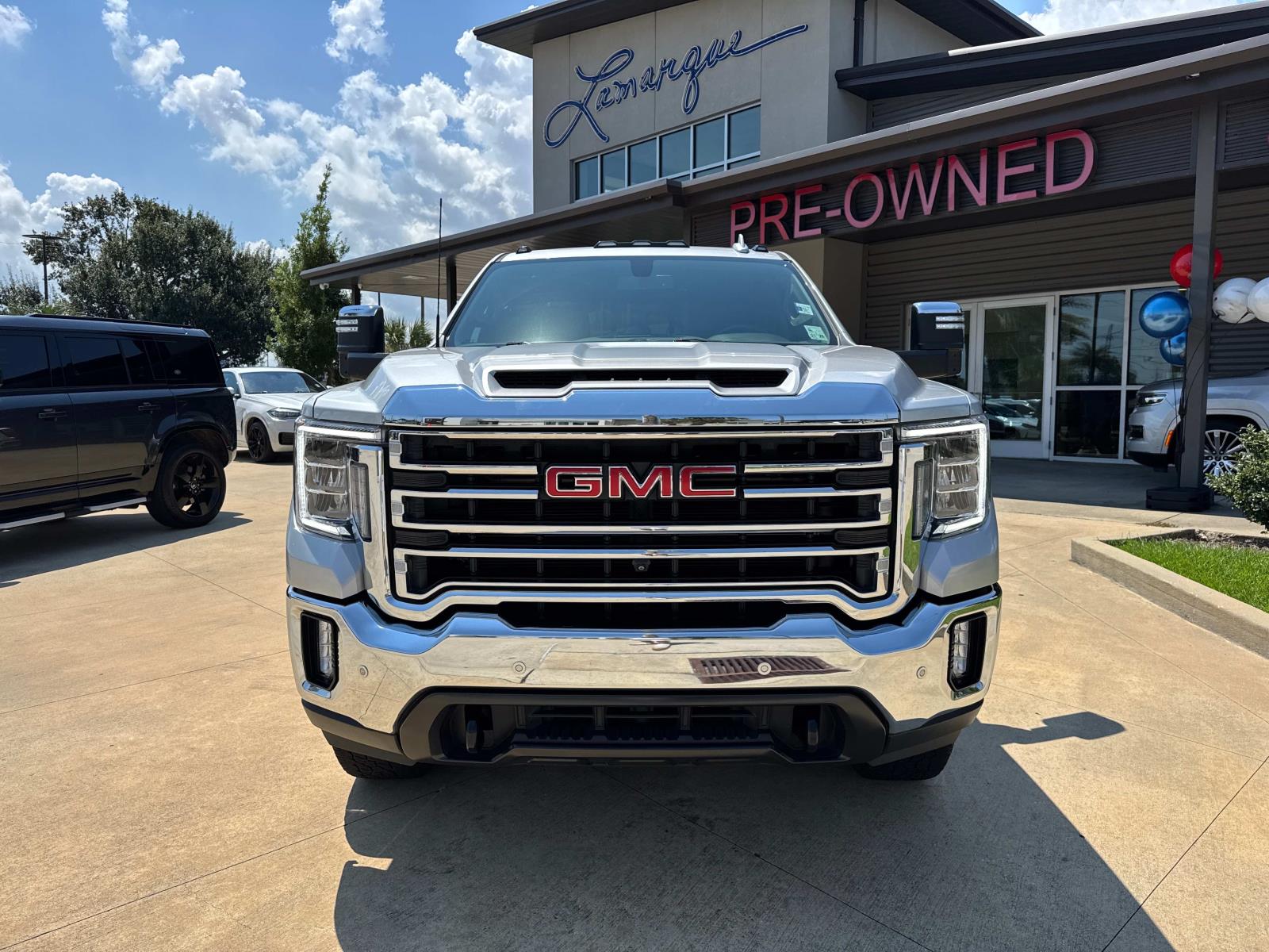 2022 Gmc Sierra HD SLT photo 3