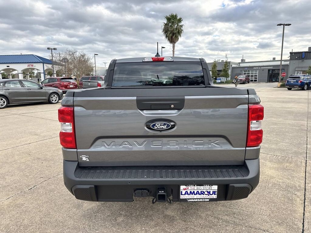 New 2025 Ford Maverick XL Truck