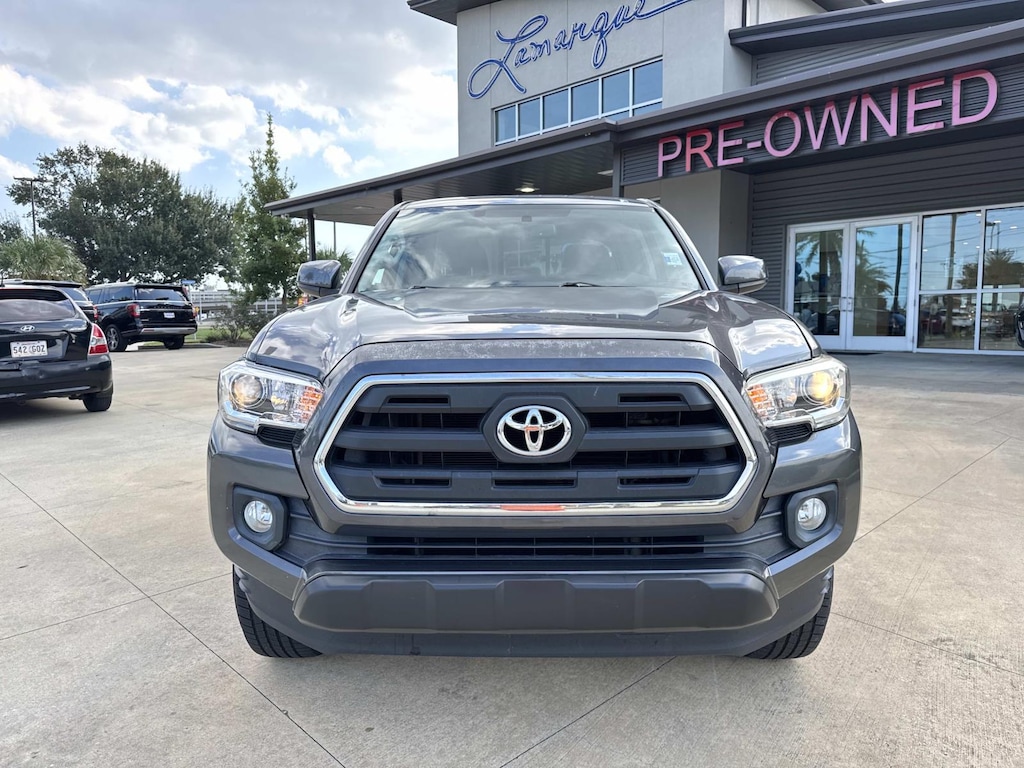 Used 2017 Toyota Tacoma SR5 Double Cab 5 Bed V6 4x2 AT (Natl) Crew Cab Pickup