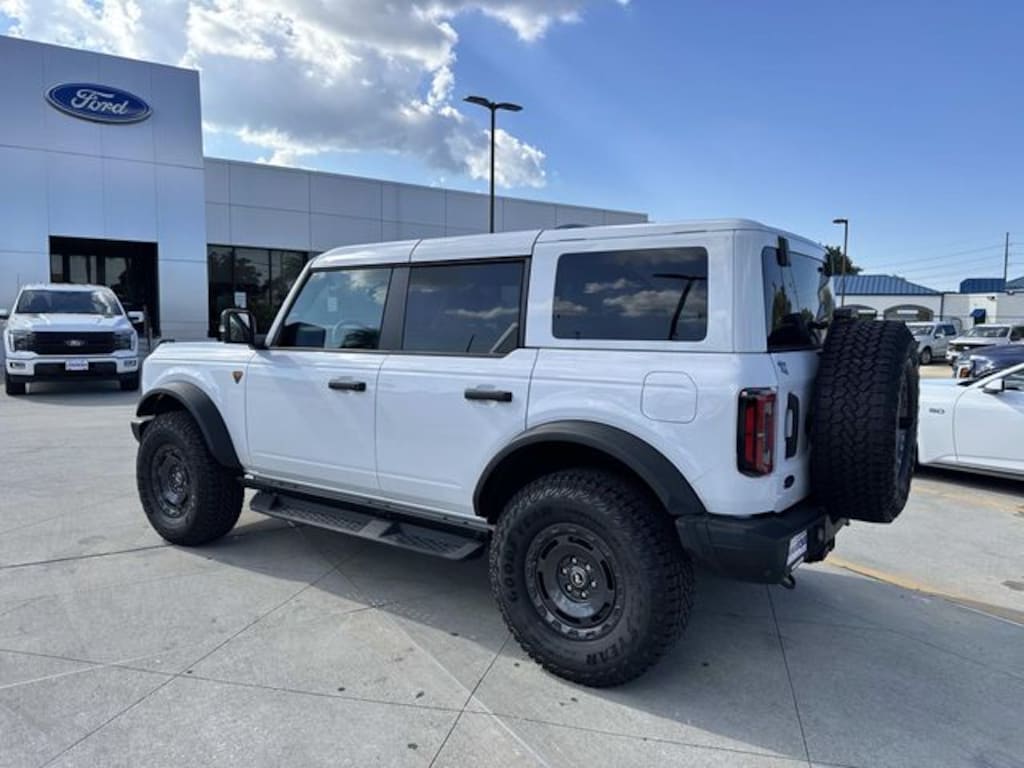 New 2025 Ford Bronco Badlands SUV
