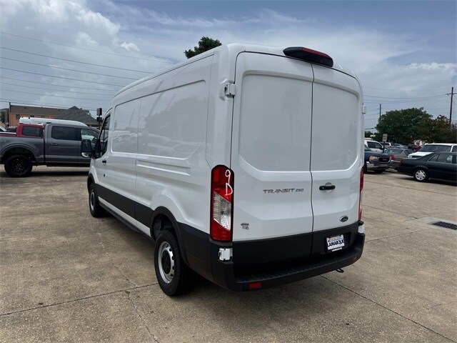 2025 Ford Transit photo 3