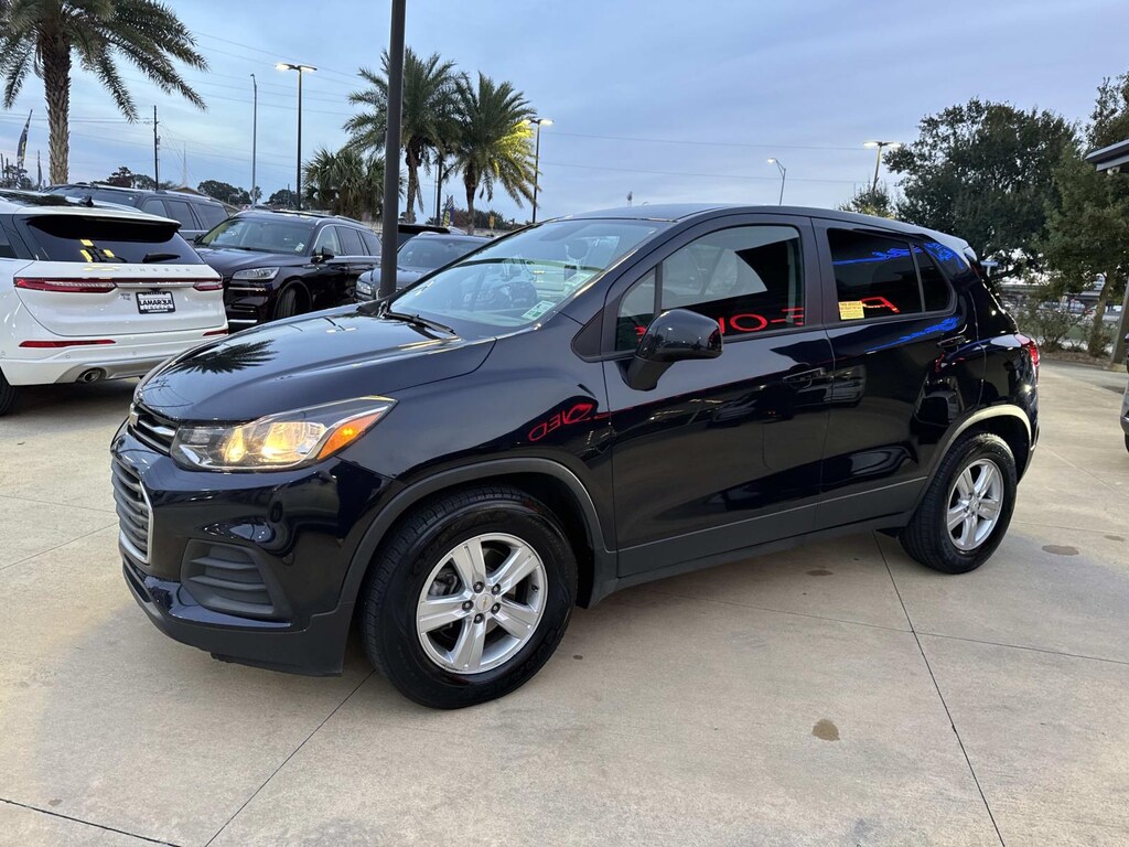 Used 2021 Chevrolet TRAX FWD LS Sport Utility