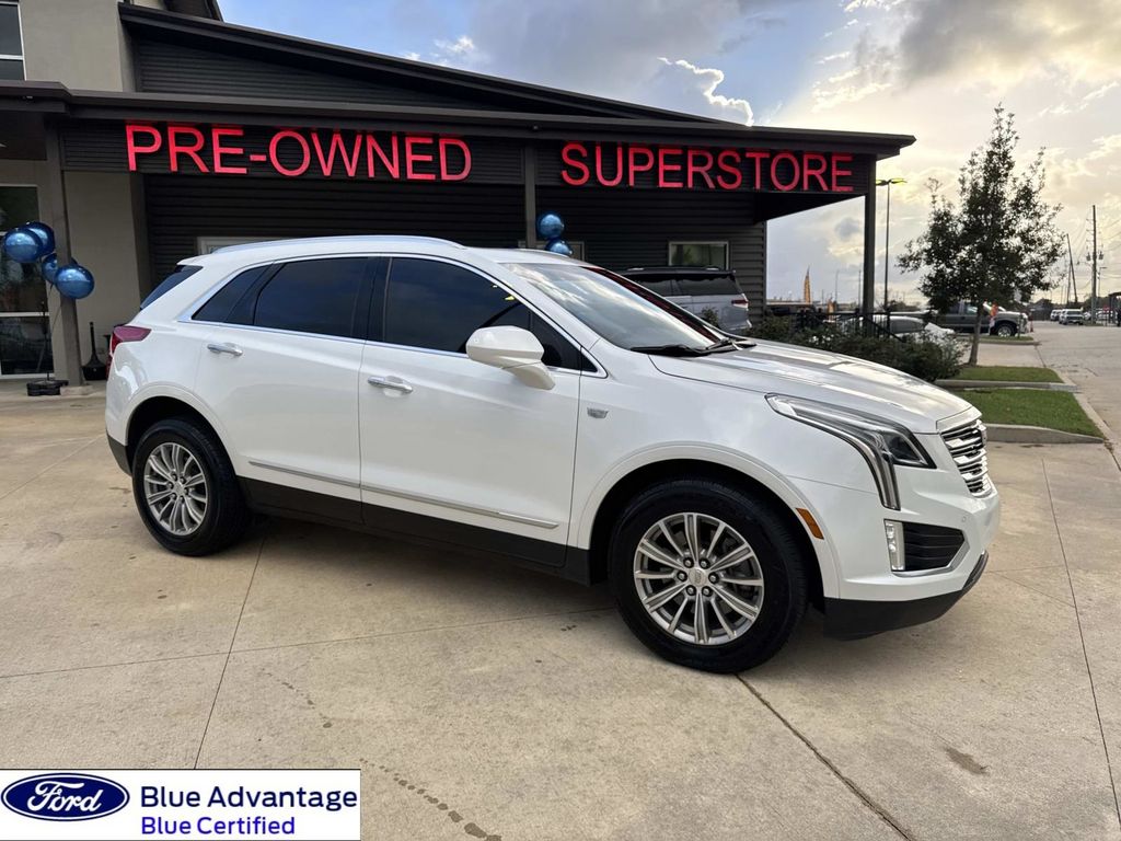 2017 Cadillac XT5 Luxury