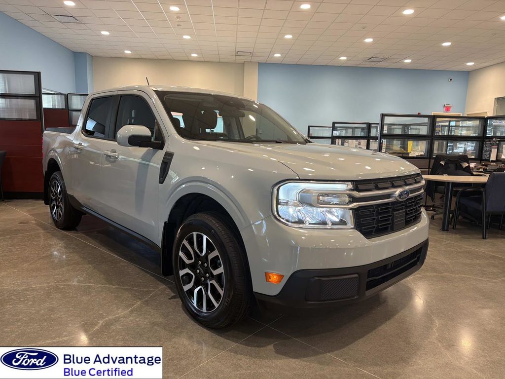 2022 Ford Maverick Lariat