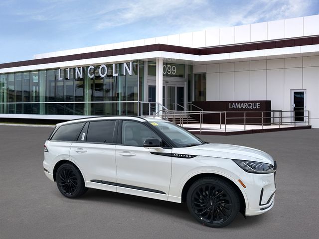 2026 Lincoln Aviator Reserve's photo