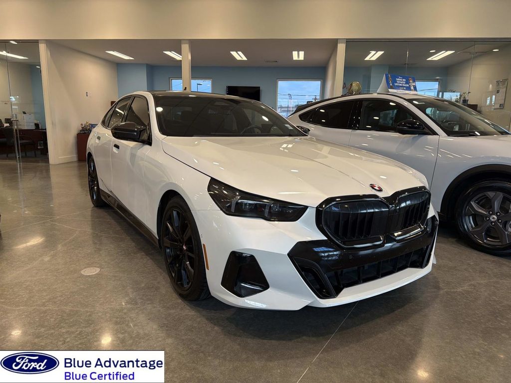 2024 BMW 5 Series 530i