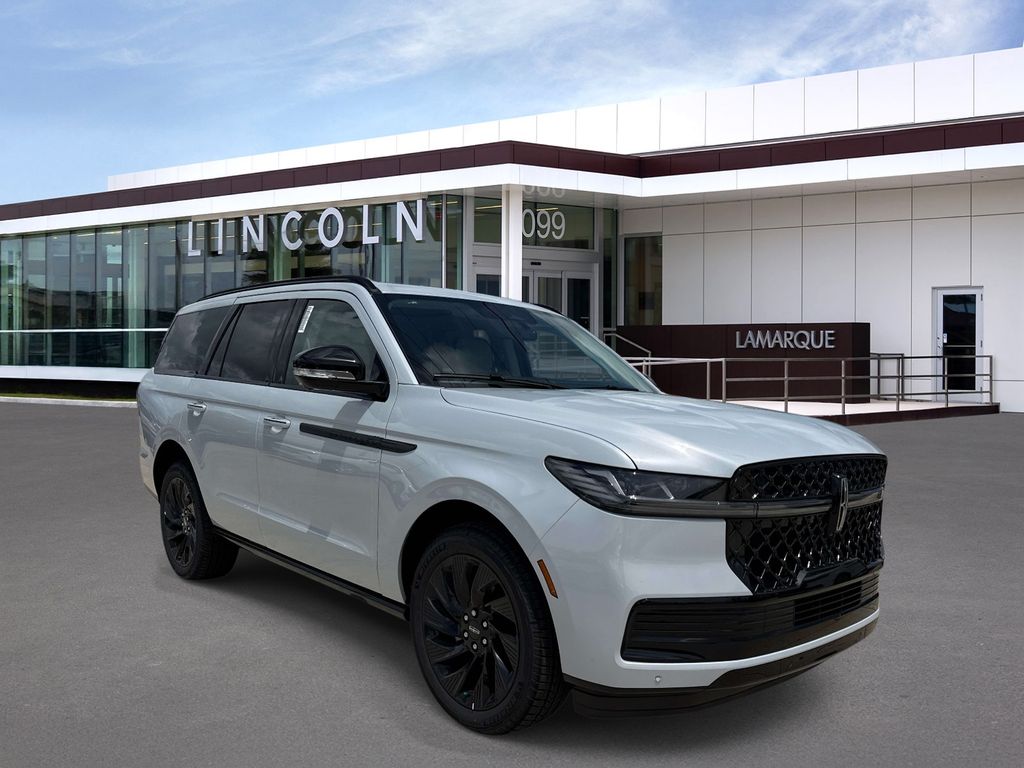 2026 Lincoln Navigator Reserve 4WD's photo