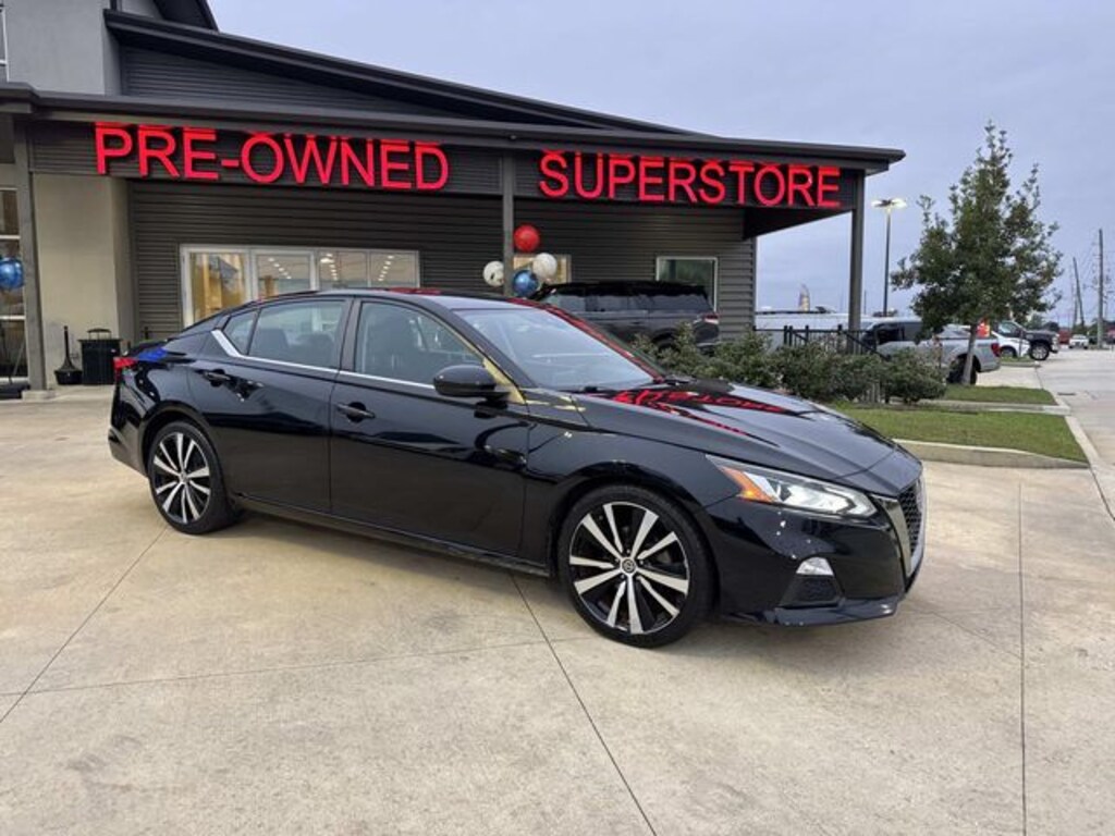 Used 2020 Nissan Altima 2.5 SR Sedan