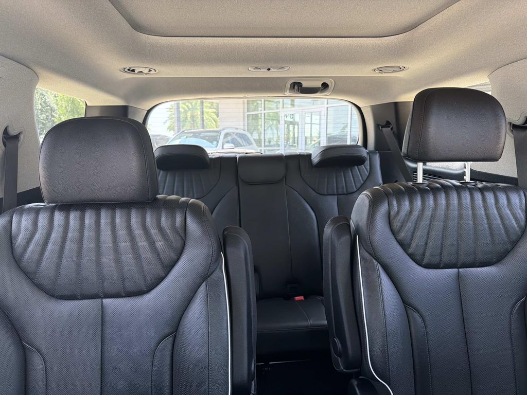 2023 Hyundai Palisade Limited - Photo 13