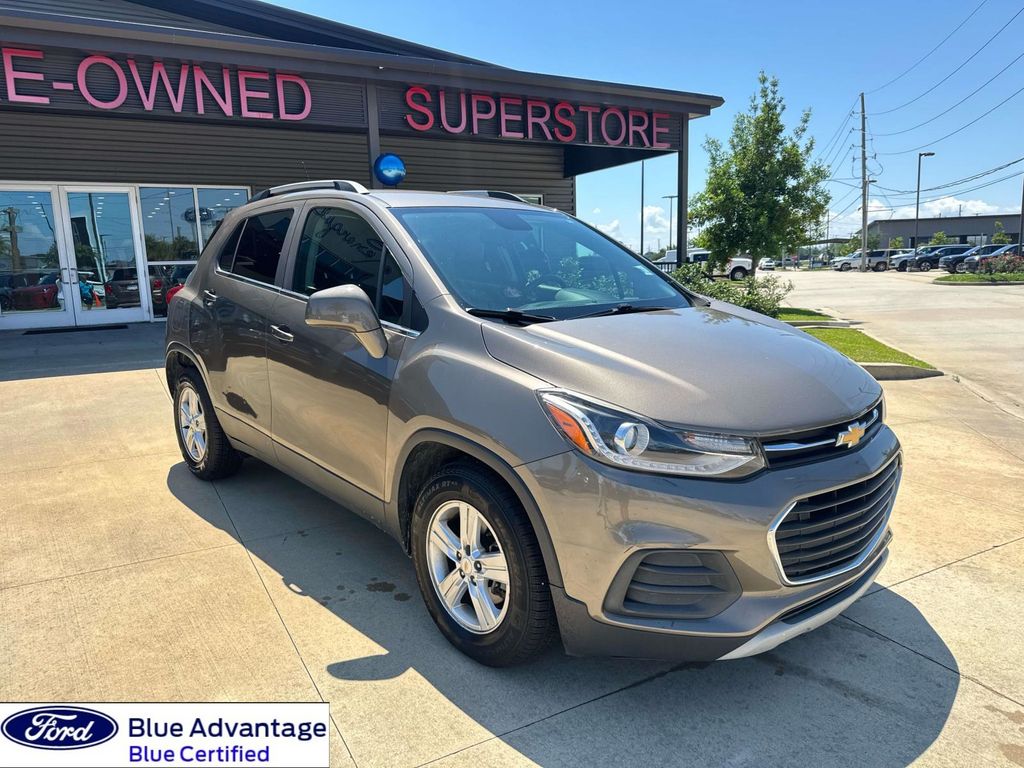 2020 Chevrolet Trax LT's photo