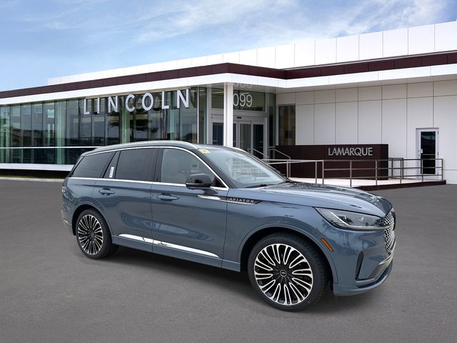 2026 Lincoln Aviator Black Label's photo