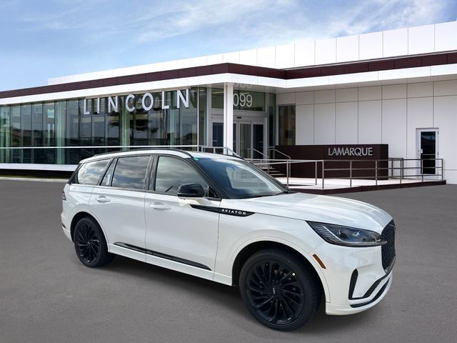 2026 Lincoln Aviator Reserve's photo