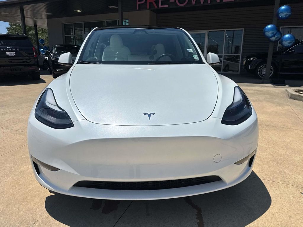Used 2024 Tesla Model Y Long Range with VIN 7SAYGDEE6RA221594 for sale in Kenner, LA