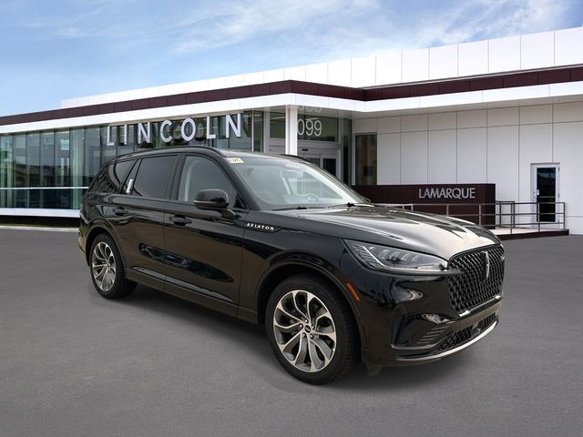 2025 Lincoln Aviator Premiere's photo