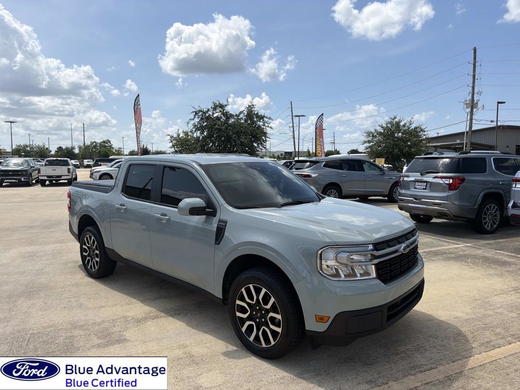 2023 Ford Maverick Lariat