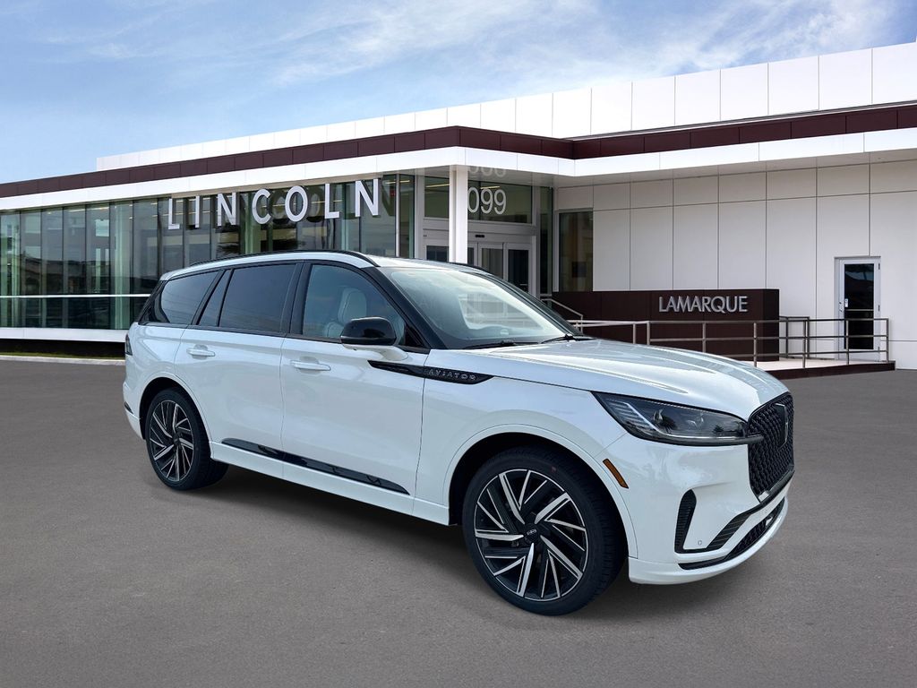 2026 Lincoln Aviator Black Label AWD's photo