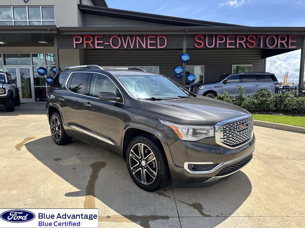 2019 GMC Acadia Denali FWD's photo