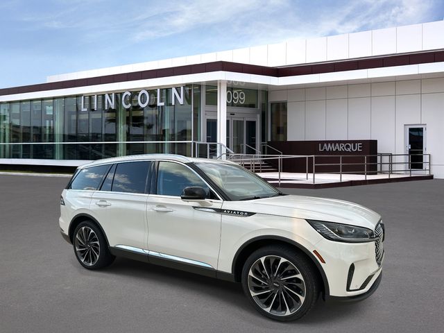 2025 Lincoln Aviator Reserve's photo