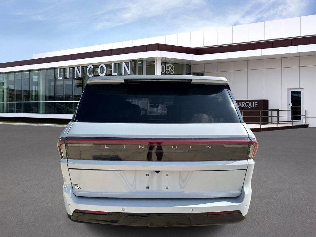 New 2026 Lincoln Navigator Premiere SUV