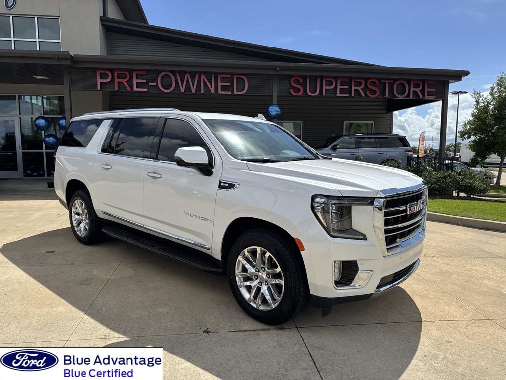 2022 GMC Yukon 4WD SLT's photo