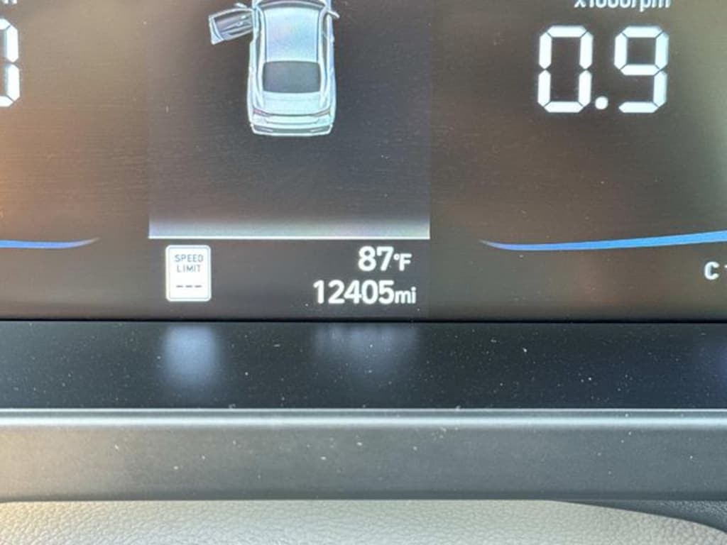 Used 2025 Hyundai Elantra SEL Sport Sedan