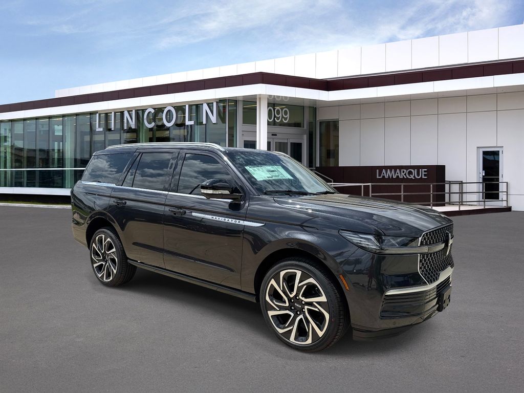 2026 Lincoln Navigator Reserve 4WD's photo
