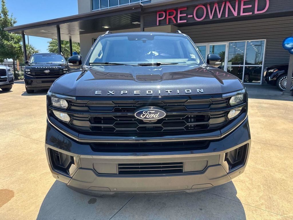 Used 2025 Ford Expedition Active SUV
