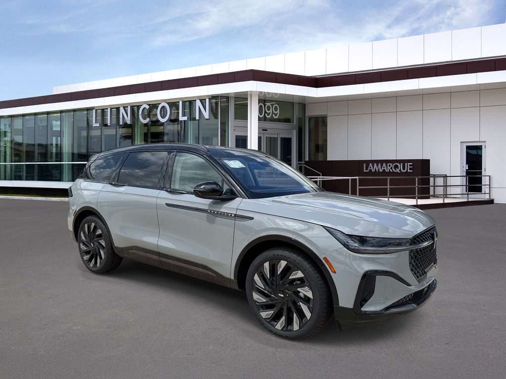 2026 Lincoln Nautilus Reserve AWD's photo